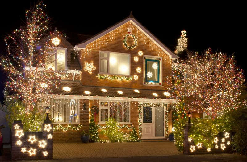 Xmas Lights Installation in Alpharetta, GA